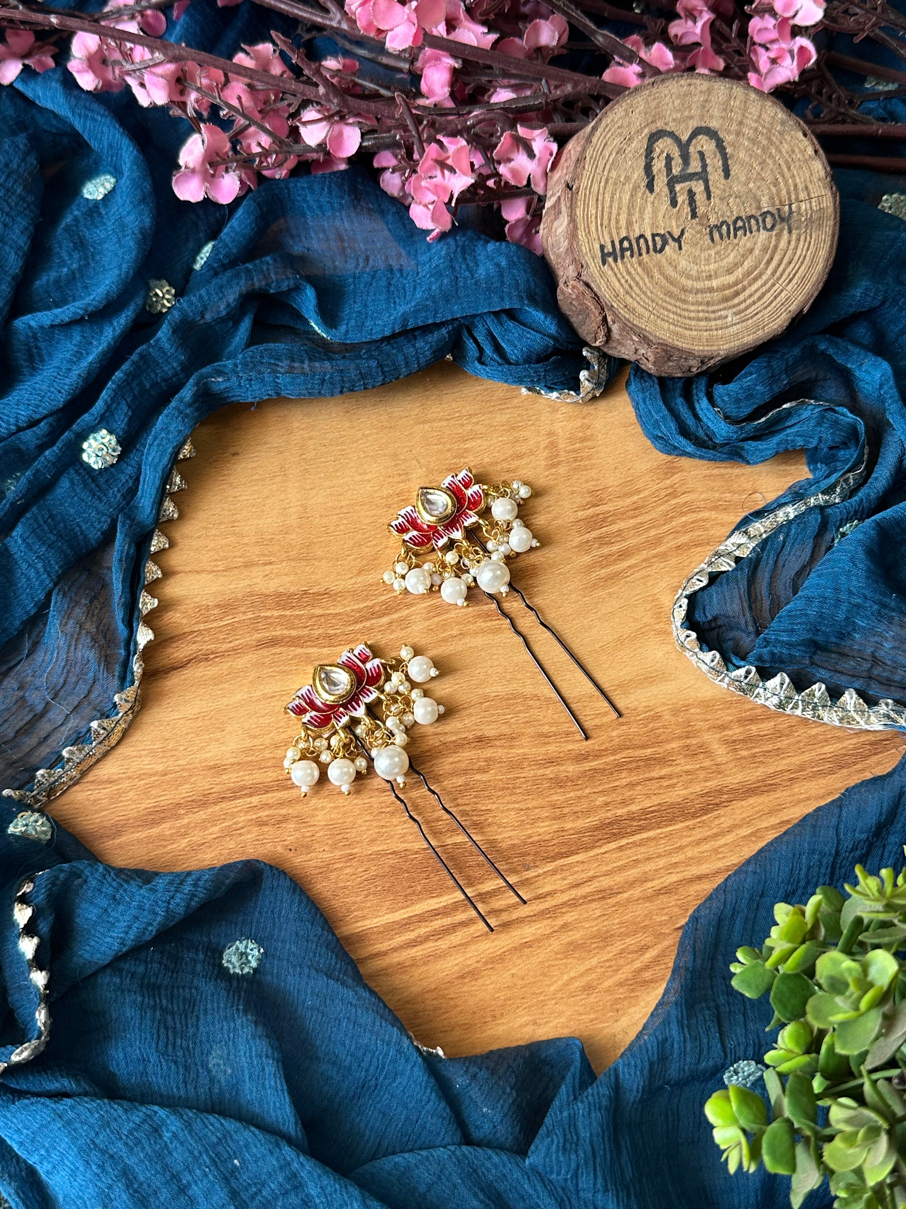 Handy Mandy By Nirti