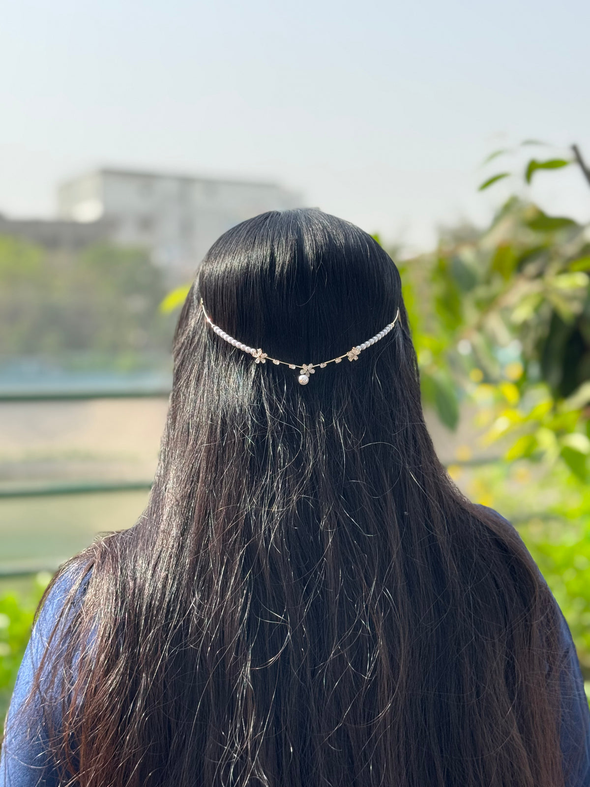 Desi sassy tiara - 01