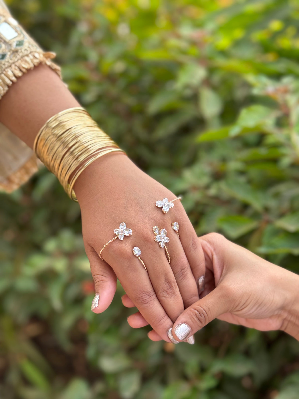 Palm cuff bracelet - 01