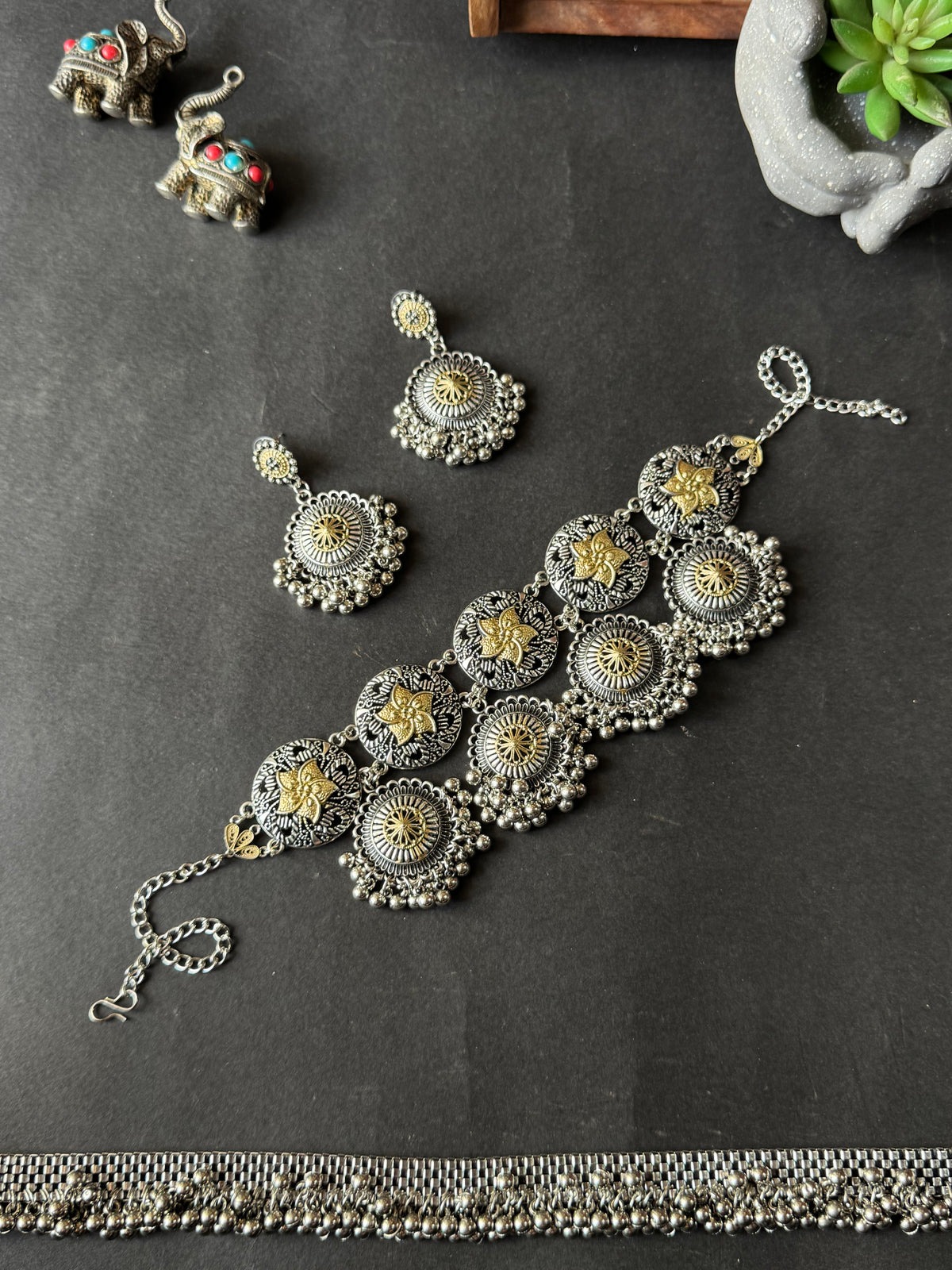 03 - Surya Dual Tone Statement Choker Set ✨